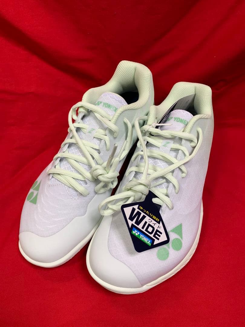 SHBAZ2W　26.0cm バドミントン ヨネックス シューズ
