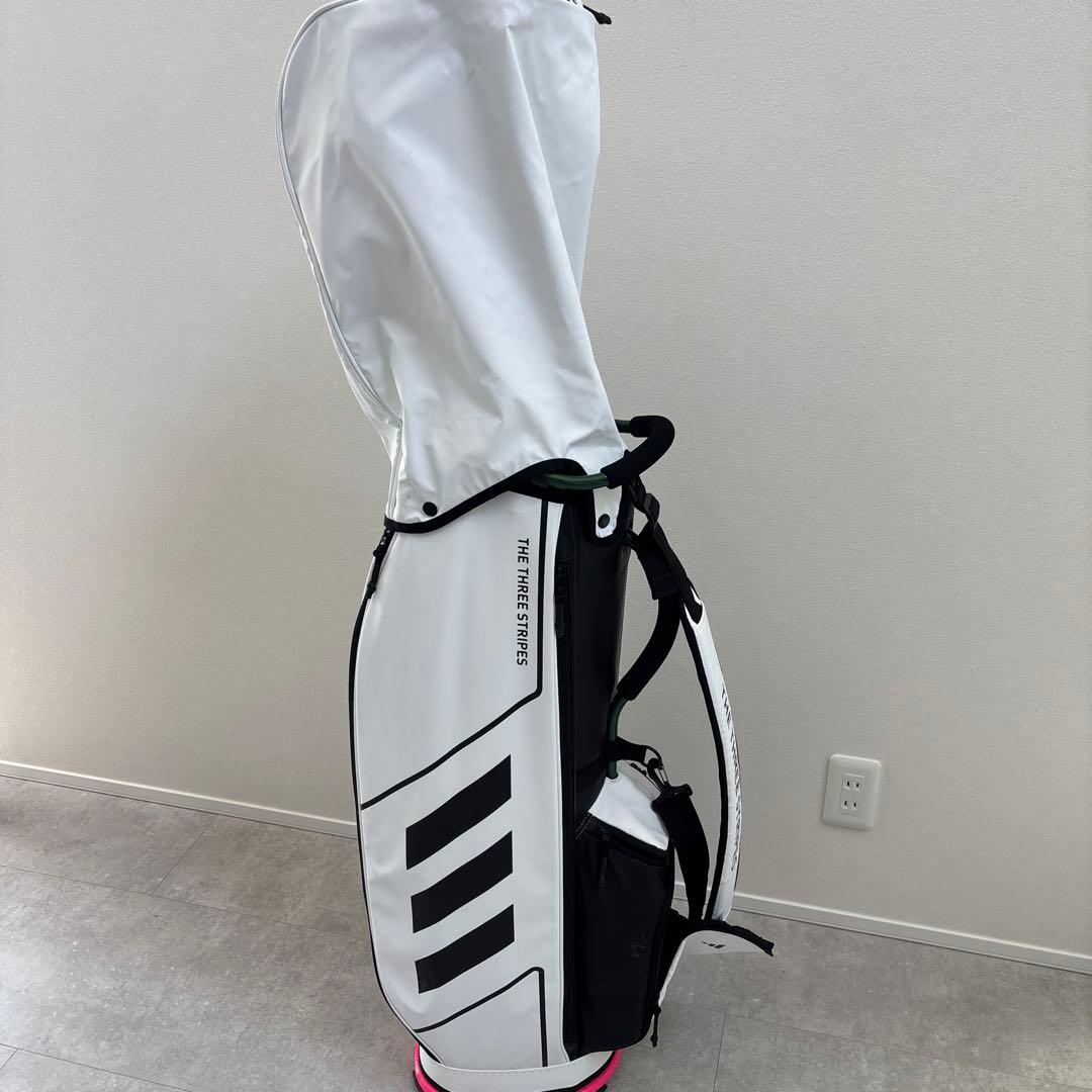 アディダス　コードカオスキャディバッグ 8.5型 軽量 ホワイト