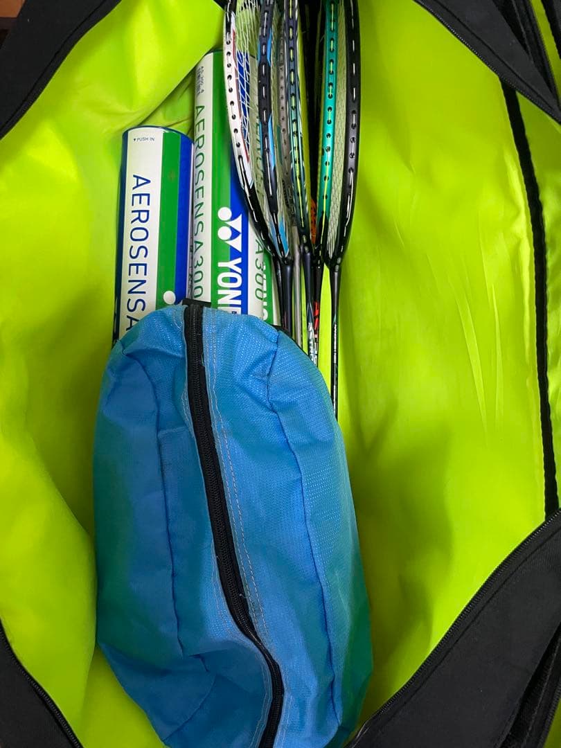す*の様 韓国 YONEX バドミントンバッグ