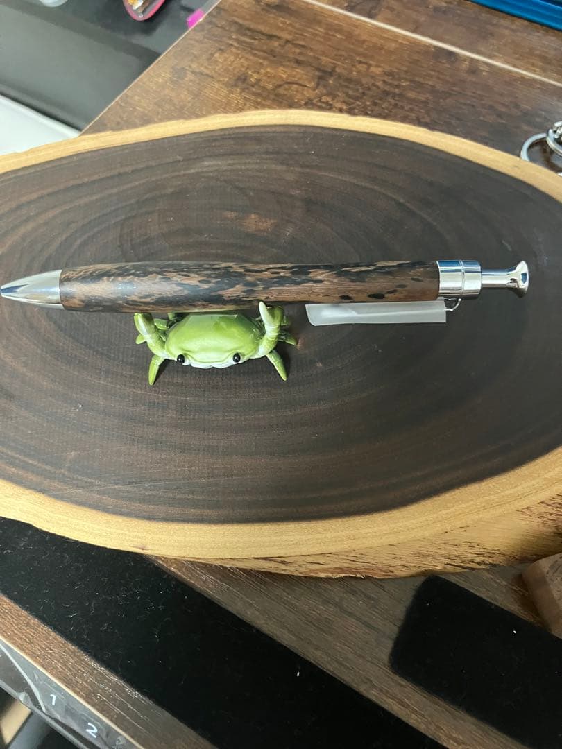 こぶた工房 ラオスブラック ダルベジアランセオラリア ボールペン