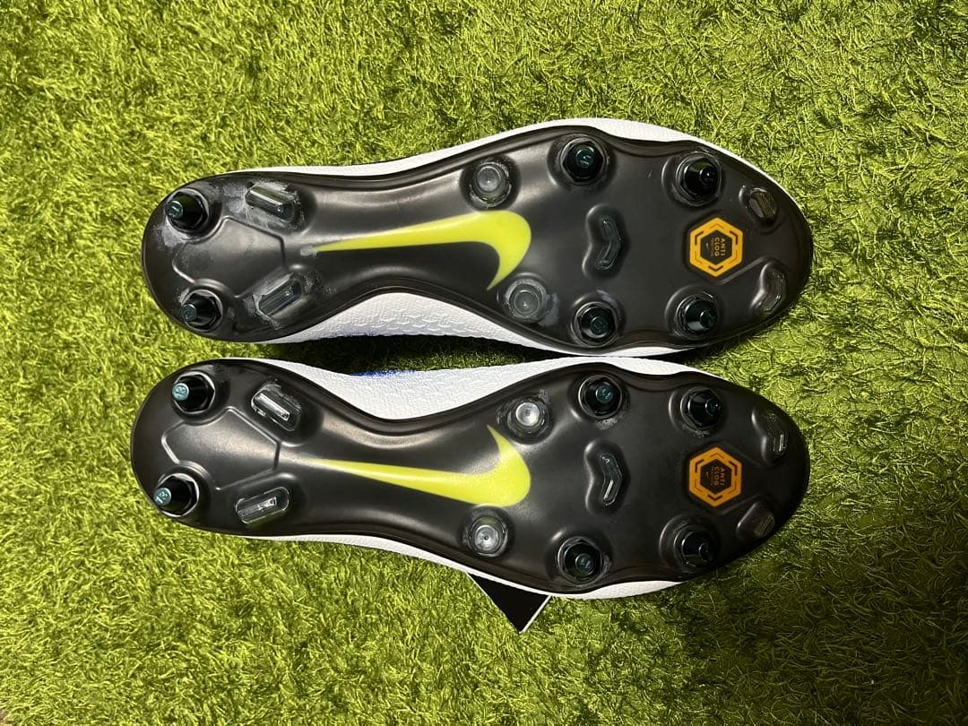 Nike Phantom vision ELITEサッカースパイク