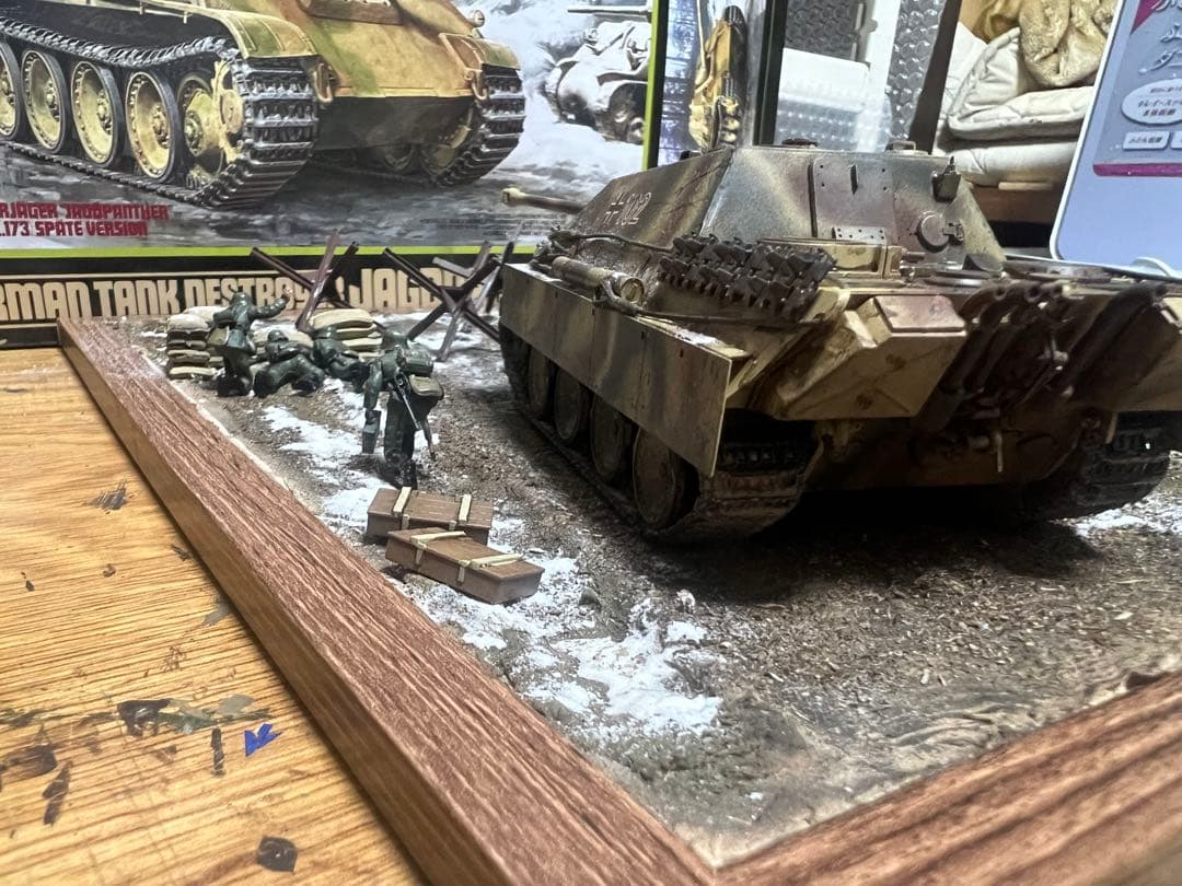 1/48 タミヤ ヤークトパンサー 後期型 完成品 ジオラマ【冬の東部戦線】
