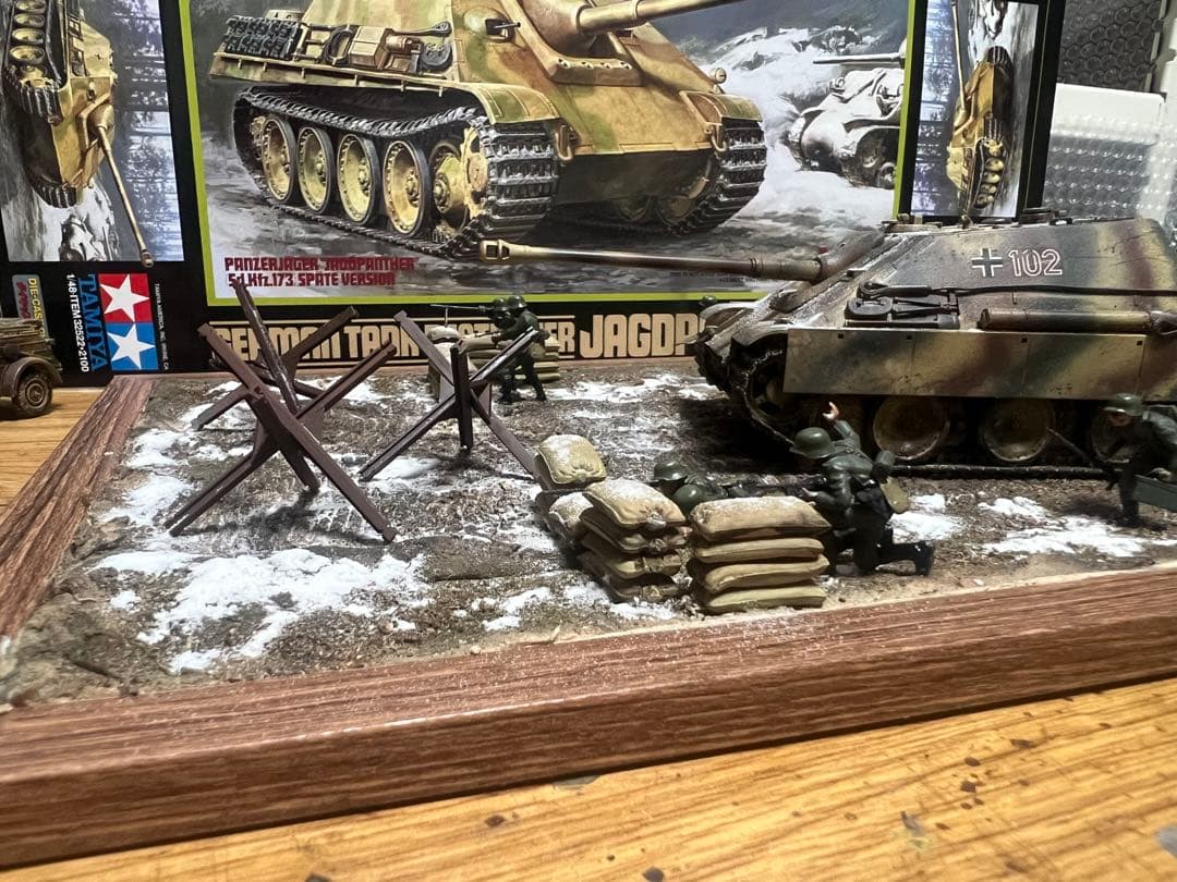 1/48 タミヤ ヤークトパンサー 後期型 完成品 ジオラマ【冬の東部戦線】