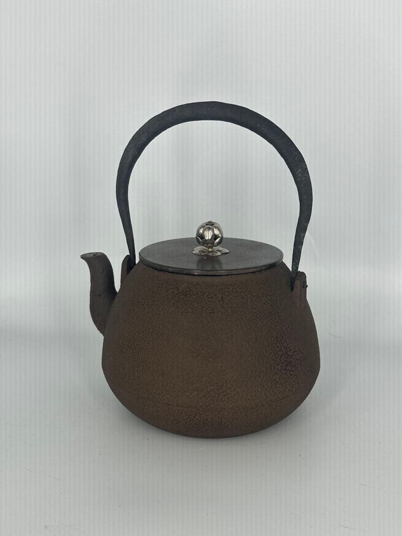 宝珠型　鉄瓶　龍文堂　箱付き　煎茶道具