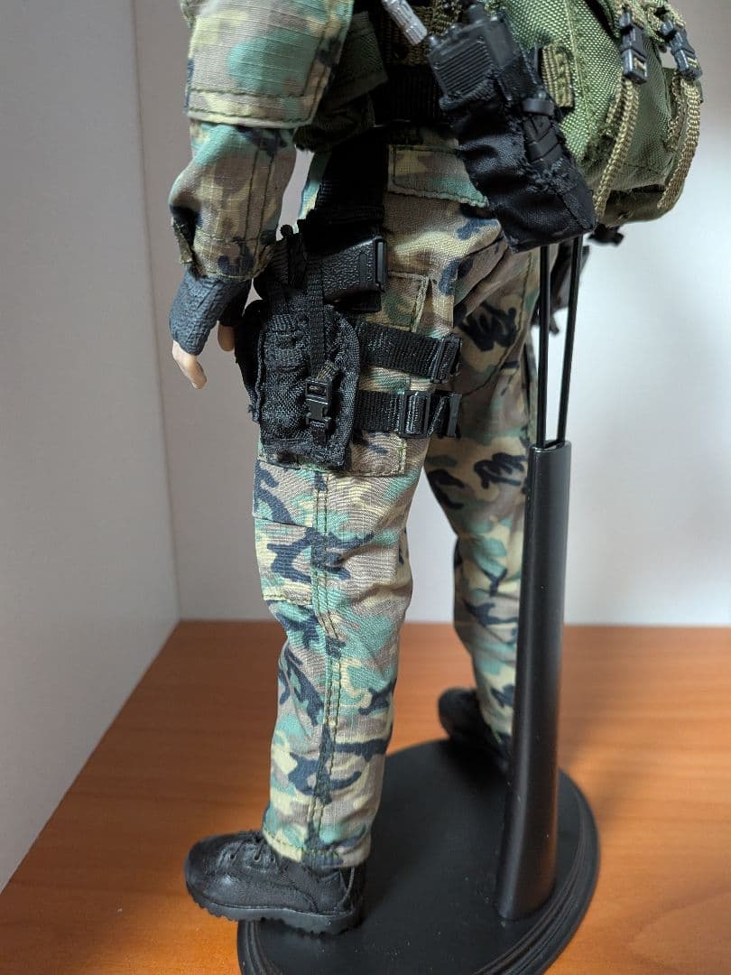 ティアーズ・オブ・ザ・サン フィギュア ウォーターズ大尉 1/6