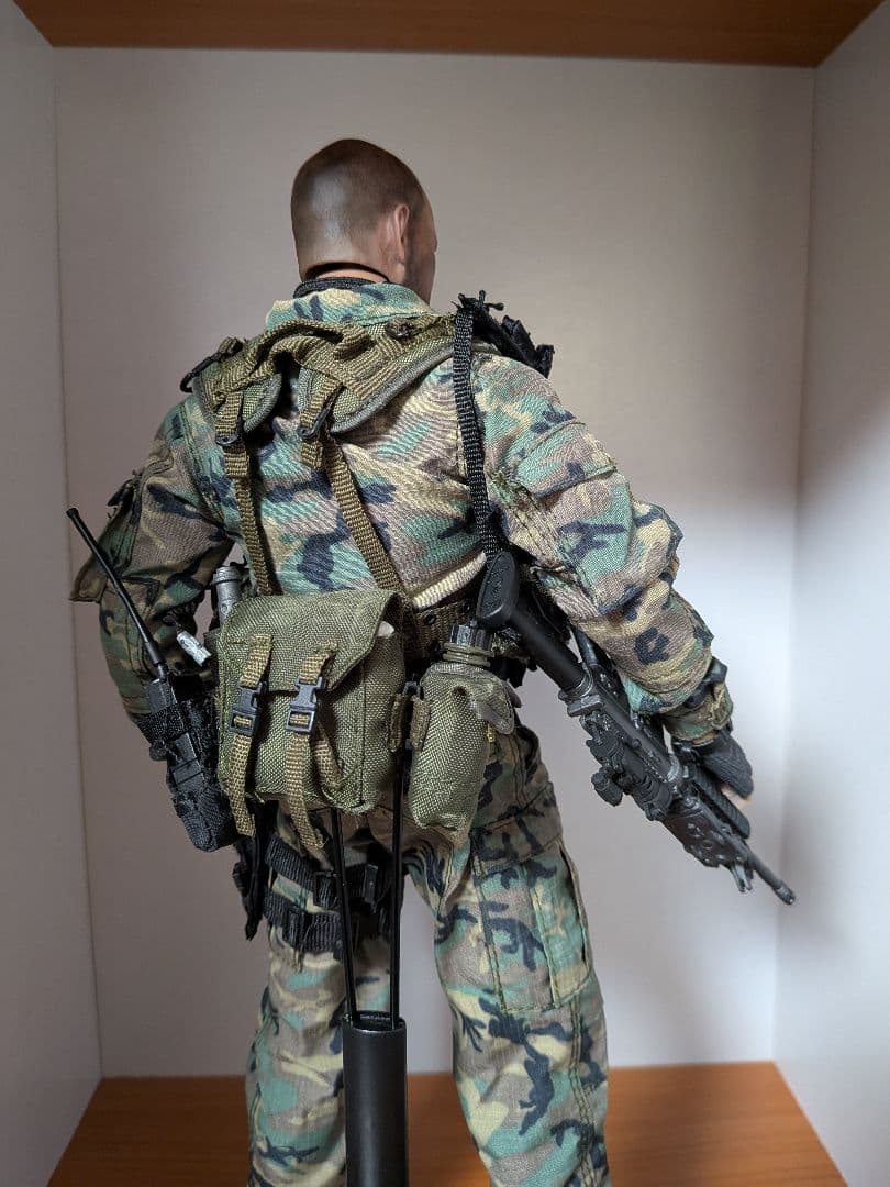 ティアーズ・オブ・ザ・サン フィギュア ウォーターズ大尉 1/6