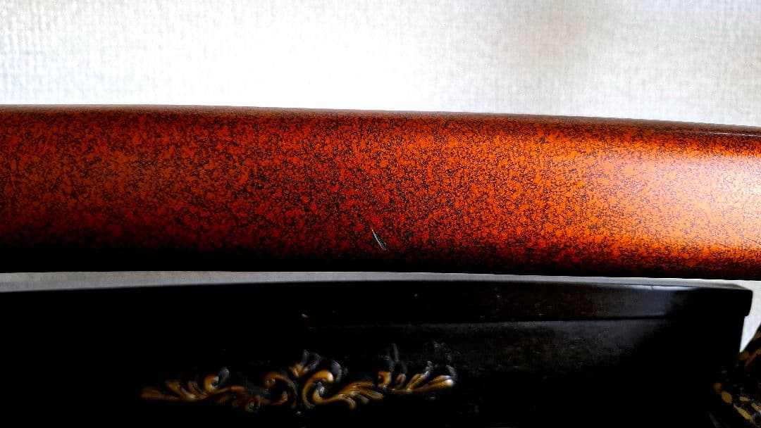 【高級居合刀】柄牛本革巻・鞘籐巻・二重刃紋　人気の2尺3寸5分、重さ鞘払851g