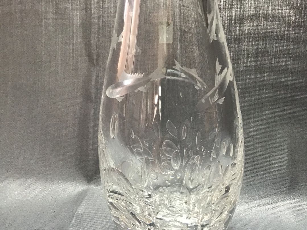 カガミクリスタル　各務鑛三　花瓶　鮎　泡