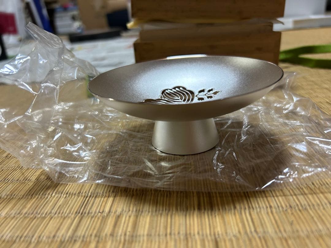 【⭐️うーたん⭐️】銀杯　内閣総理大臣　木箱付き　SILVER 10月末まで