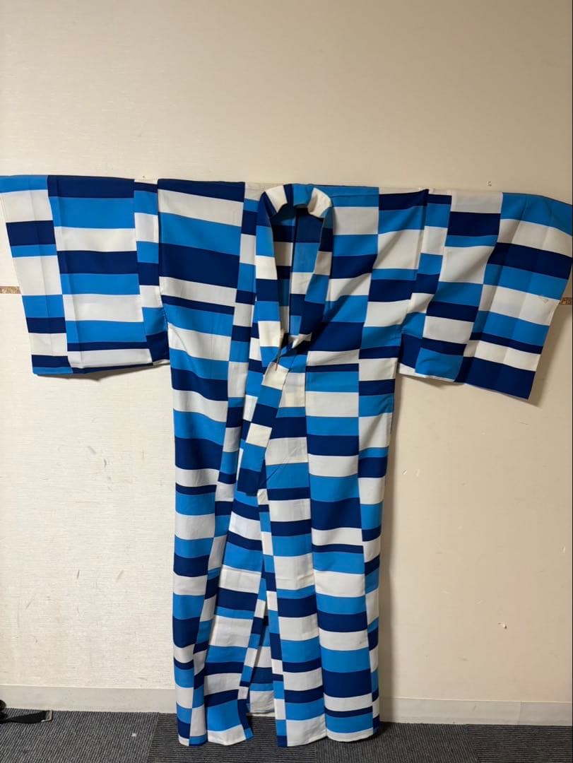 青と白のストライプ 踊り衣装・男着物大衆演劇