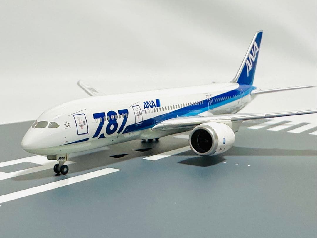 ANA 1/400 Boeing 787-8 全日空商事 NH40068