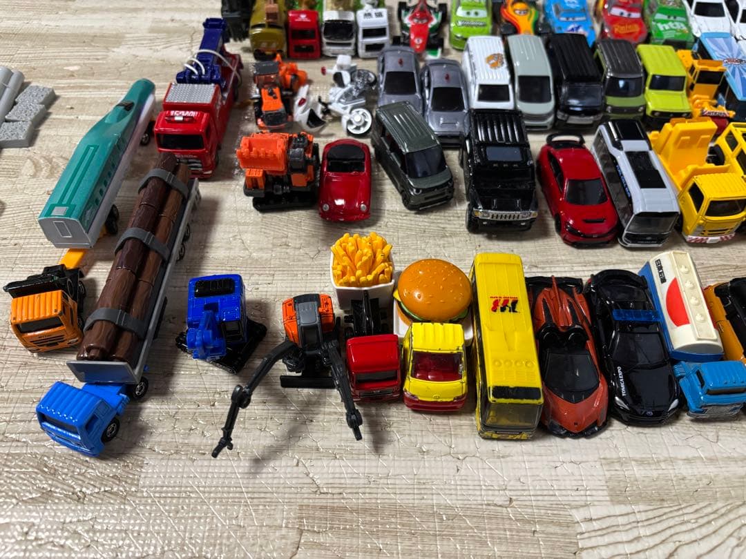 た*つ様 トミカ　ミニカー　まとめ売り　100台超え
