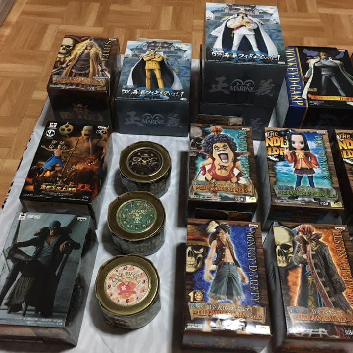 ワンピース　フィギュア＆懐中時計　各種