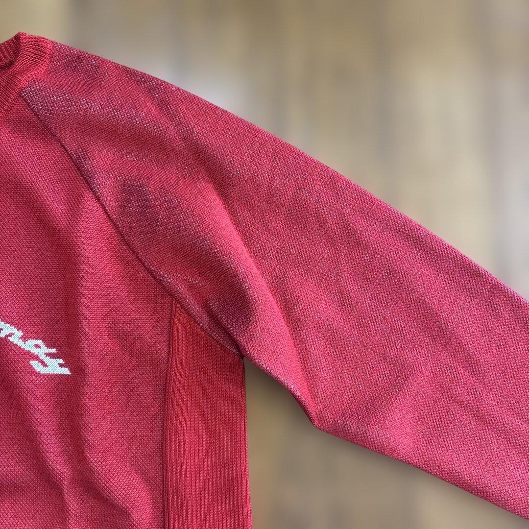 DECEMBERMAY レッド Vネックセーター レディースMタグ付き新品未使用