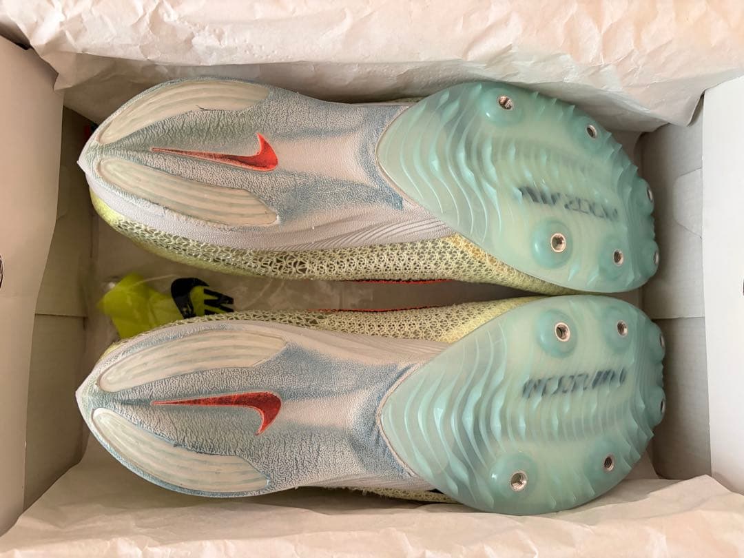 Nike エアズームビクトリー スパイクシューズ イエロー/オレンジ