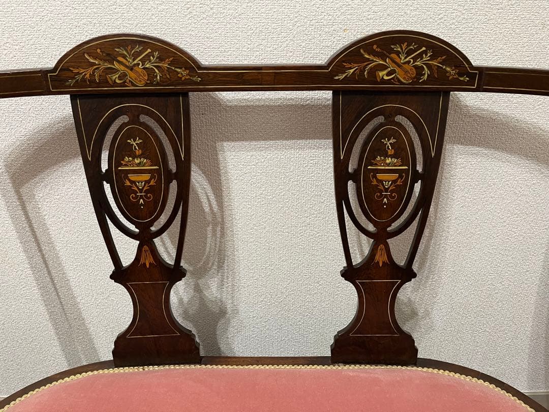 【もっちゃん】 西洋スタイルの装飾ベンチ