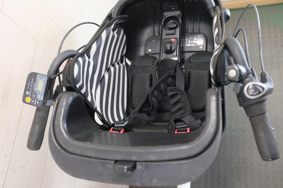 Y*♡様 パナソニック ギュット　　20インチ　3段　8.9Ah（5点灯）充電器