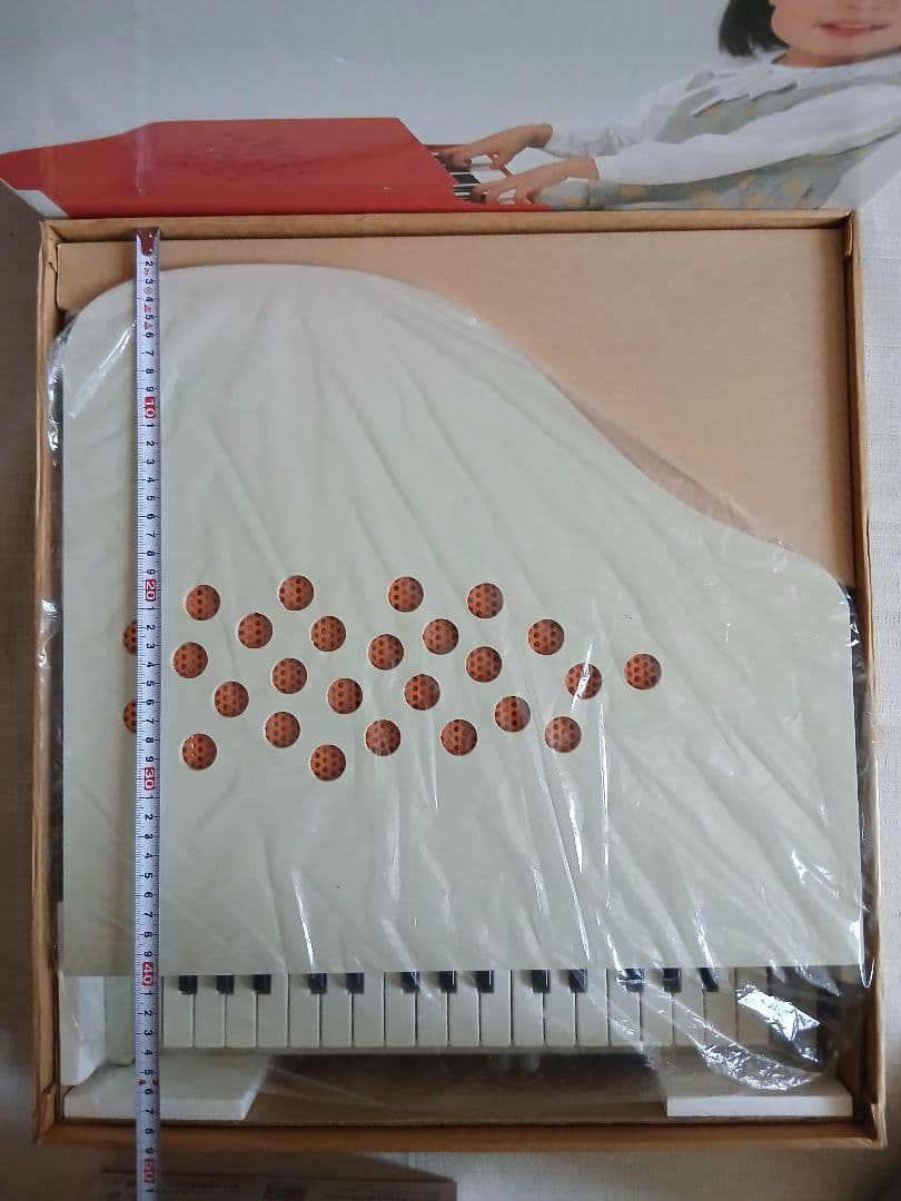 KAWAI　河合楽器　ミニピアノ　P32　(白　ホワイト)　未使用　保管品