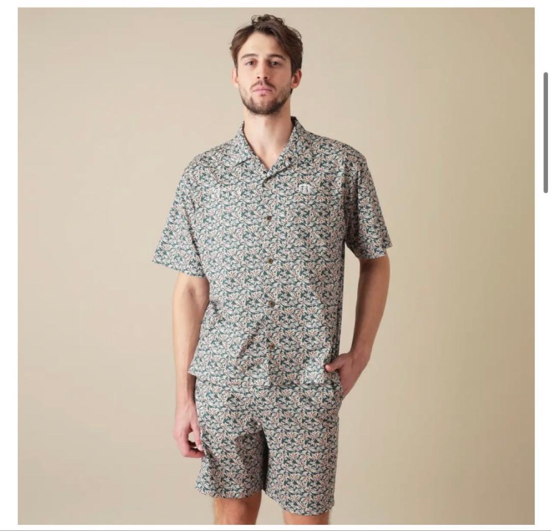 Travis Mathew セットアップ　上L 下XL オンライン購入品