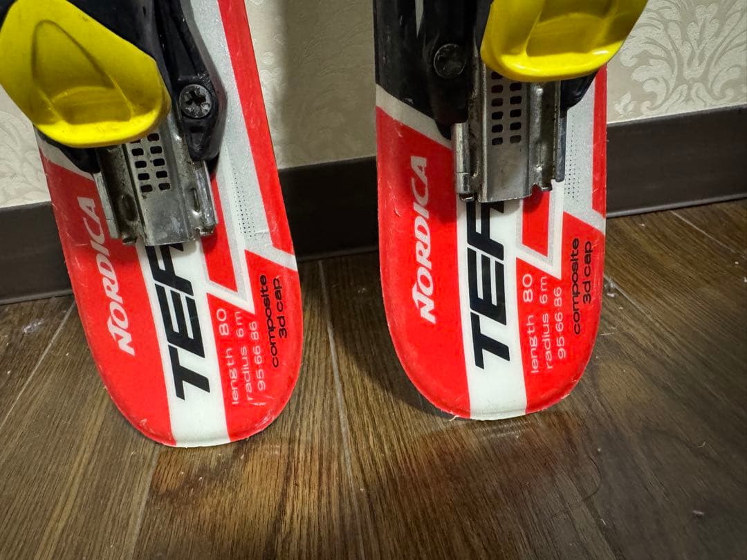 NORDICAスキー板80cm、KAZAMA ブーツ18cm、ストック3点セット