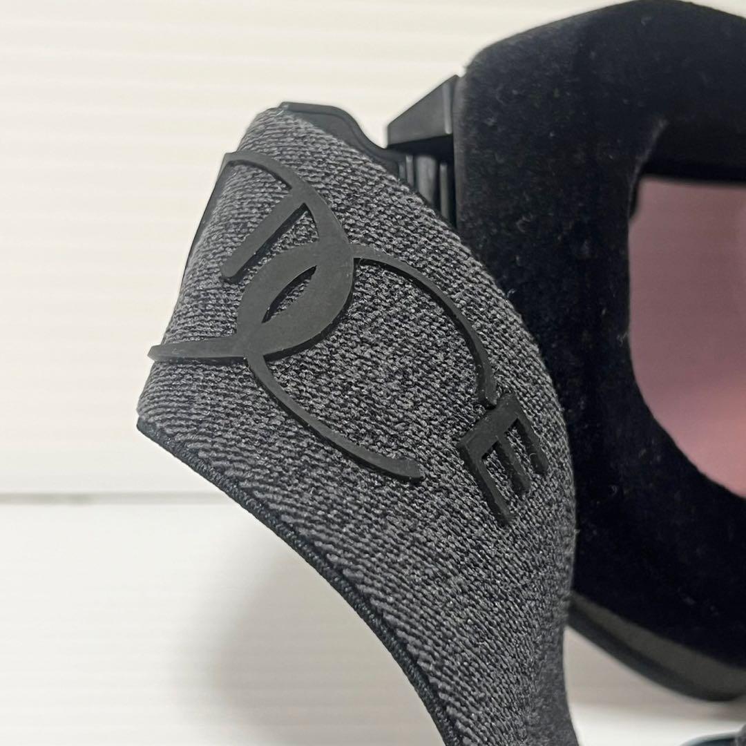 DICE 調光ULTRAレンズ搭載 スノーゴーグル