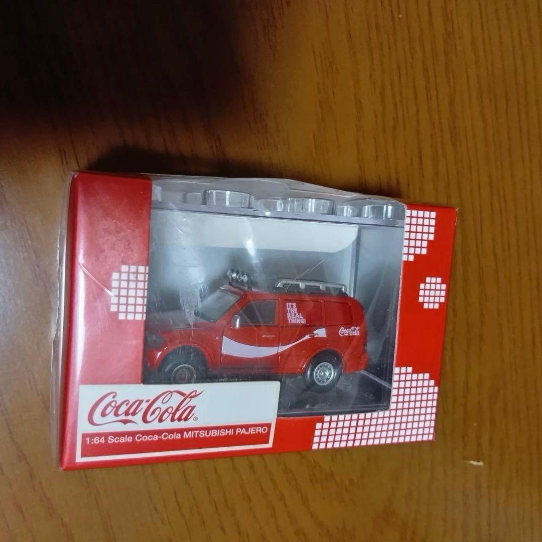 【2台セット】タイニー　TINY コカ・コーラ　ミニカー　1/64 2種
