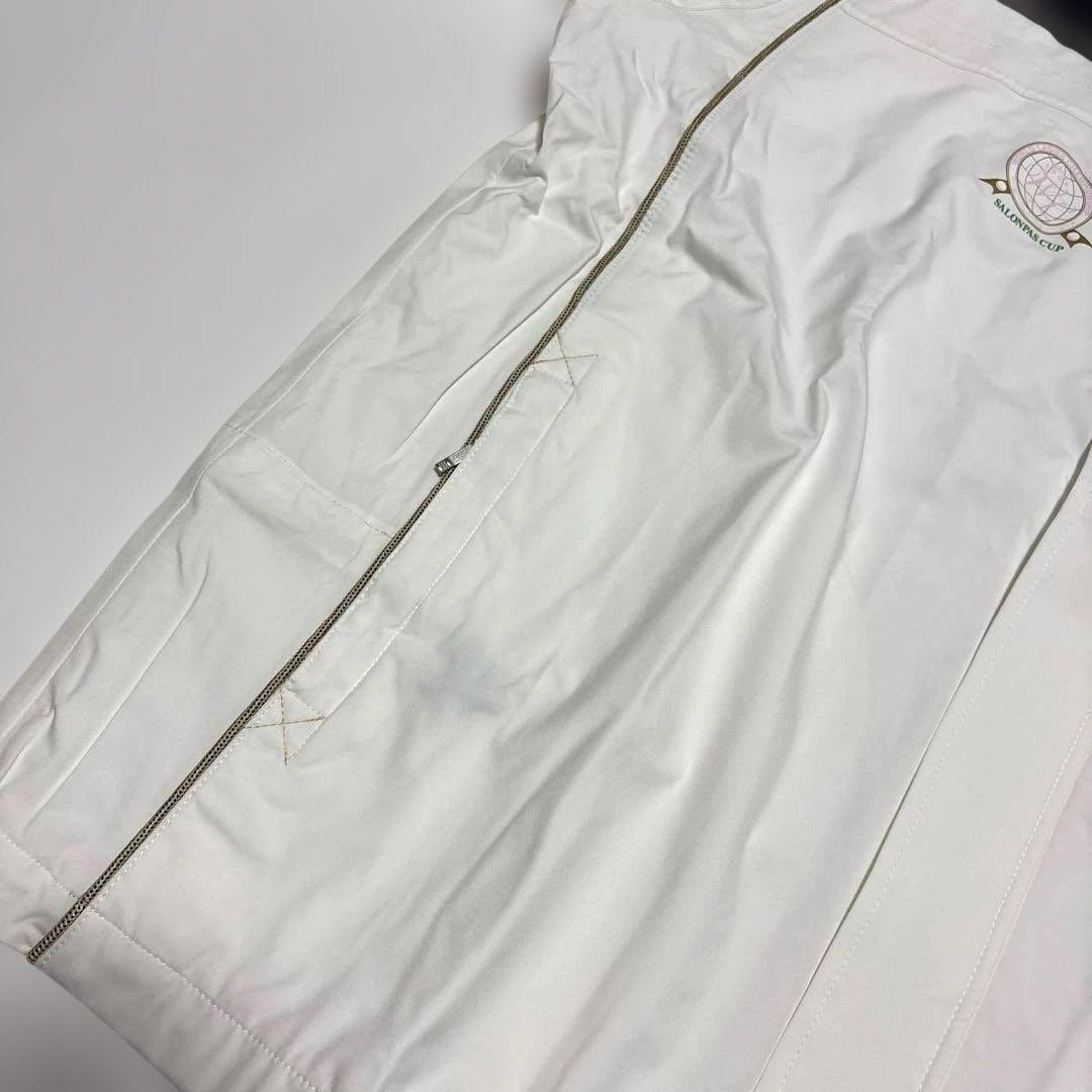 タグ付き未使用　xxio ゴルフ用レインウェア ホワイト ロゴ入　サイズXL