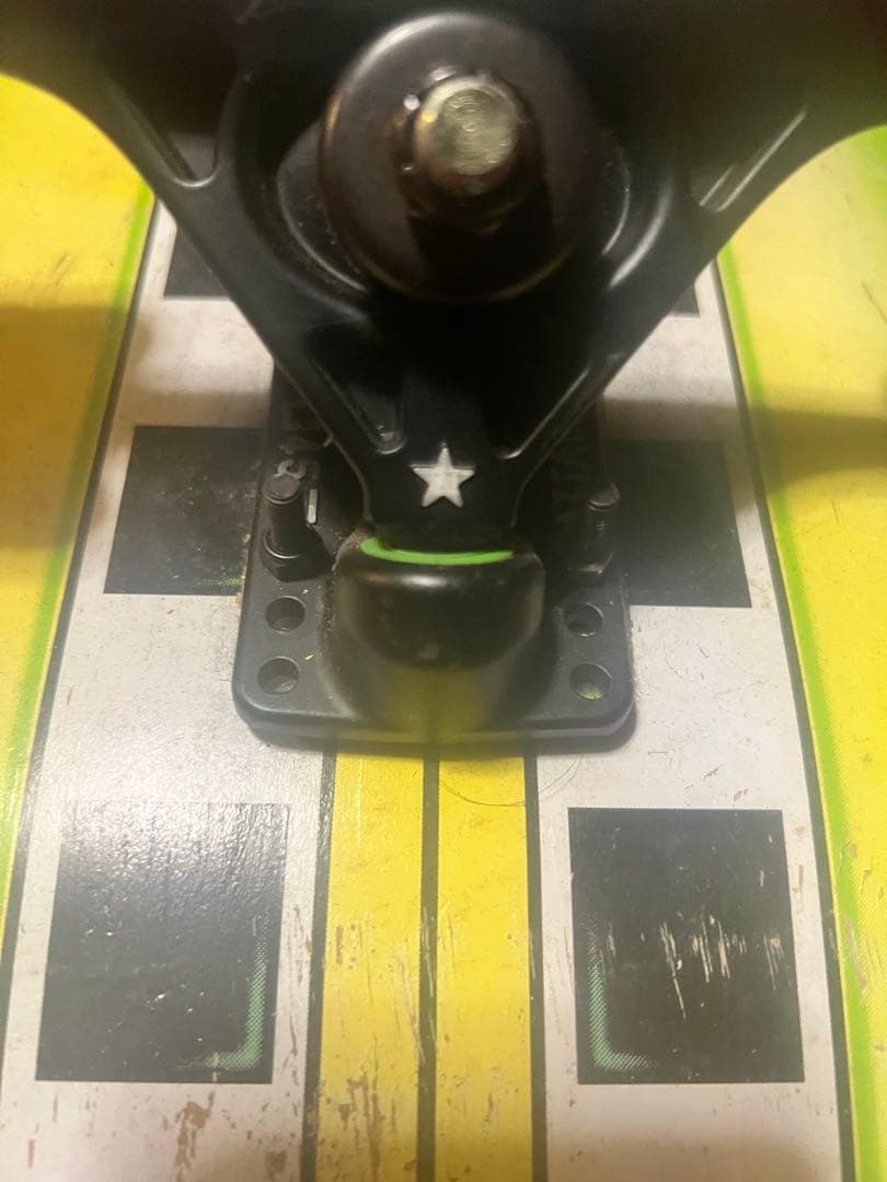 スケートボード Gravity Skateboards Larry Bertlemann 33\"