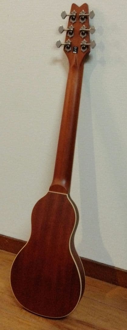 Washburn Rover トラベルギター