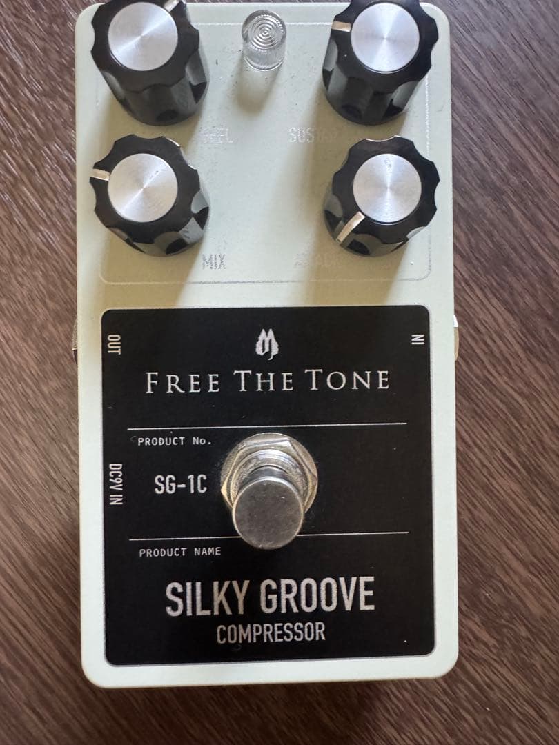 ギター FREE THE TONE SG-1C SILKY GROOVE COMP.