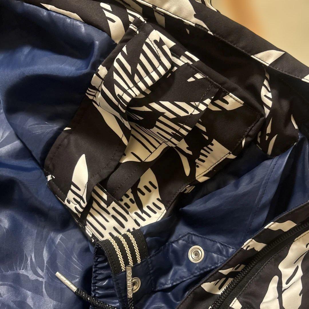 スノボスキーウェア　上　白黒　Lサイズ　撥水加工済み