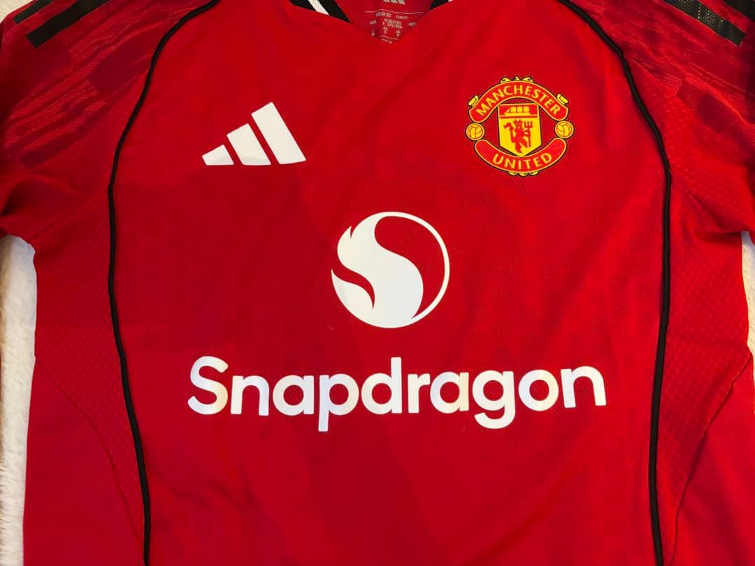 マンチェスターユナイテッド　ブルーノフェルナンデス　ユニフォーム　Mサイズ