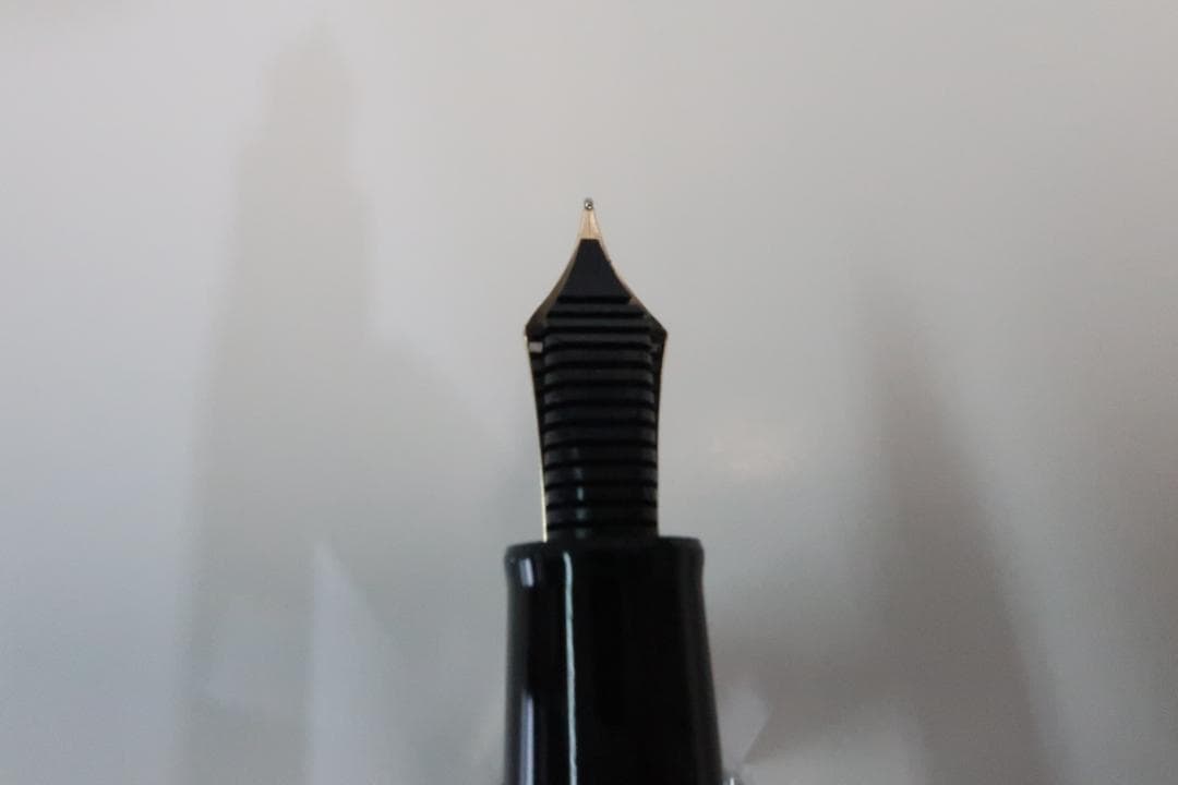 【廃番品】セーラー万年筆 新品 プロムナード　ブラック　MF　中細　14K