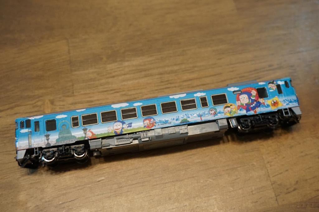 TOMIX キハ40　2135 氷見線・城端線　ハットリくんラッピング塗装　M車