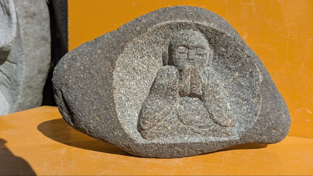 石仏、地蔵菩薩、合掌地蔵、新品、日本人彫刻、倉田辰彦作