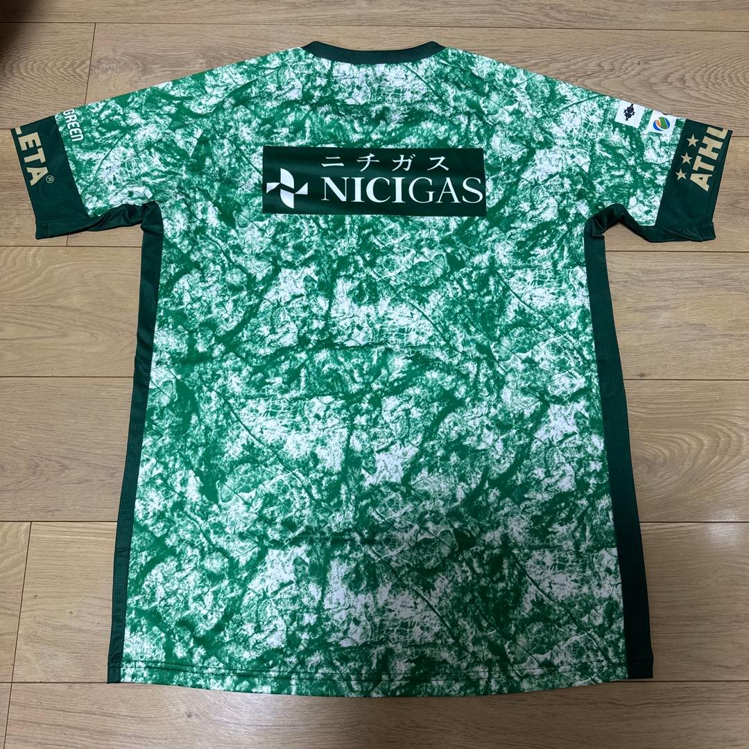 東京ヴェルディ 2025年プラクティスシャツ ATHLETA