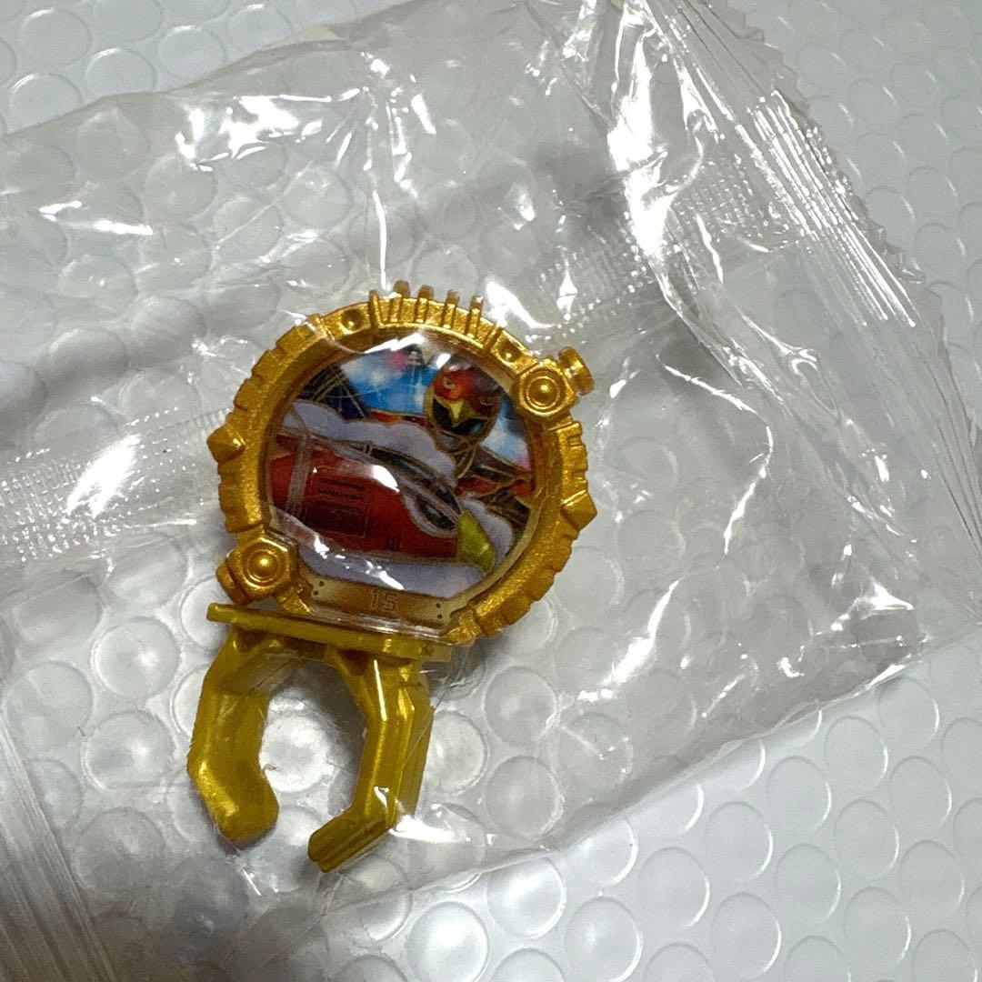 センタイリング　ガチャ　01