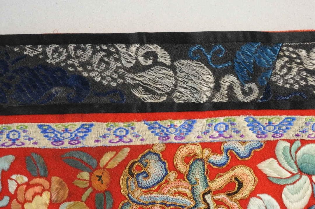 【珍】　★ 蝶恋花紋繍片 ★　刺繍 花紋 蝶紋　明清織繍