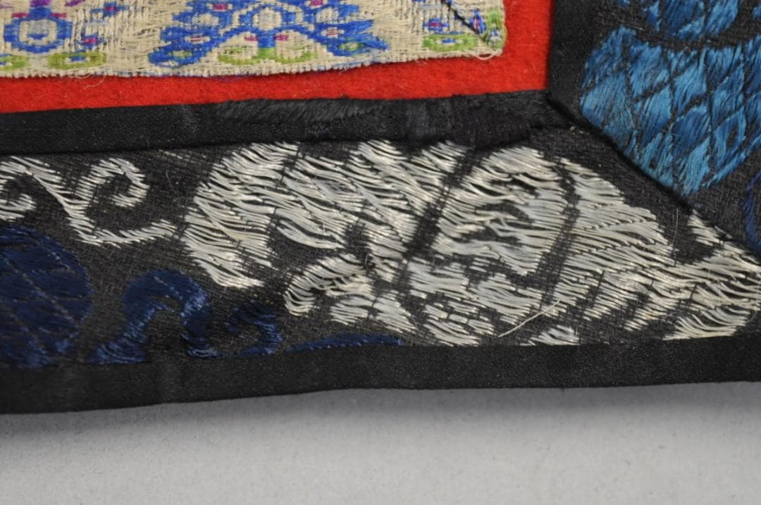 【珍】　★ 蝶恋花紋繍片 ★　刺繍 花紋 蝶紋　明清織繍