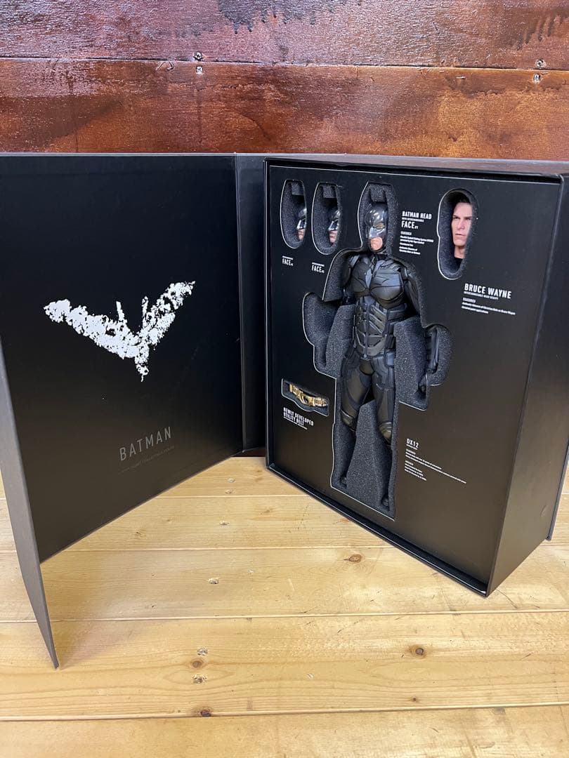 【美品】BATMAN DX バッドマンフィギュア　特別仕様ボックス