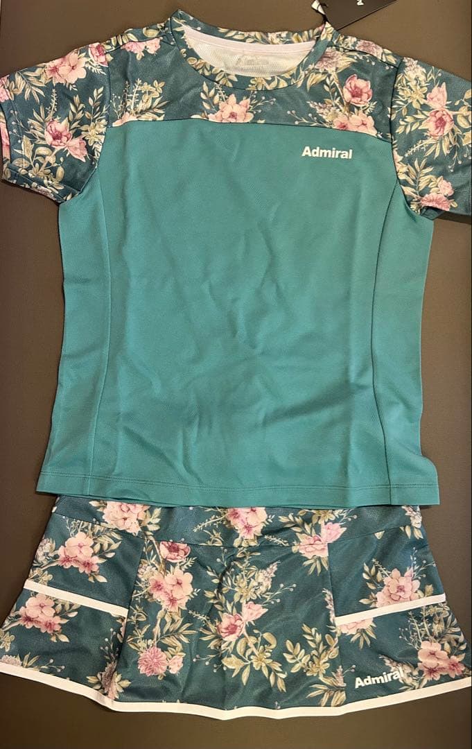 アドミラル　テニス　レディース　シャツ　上下セット　スコート　セットアップ