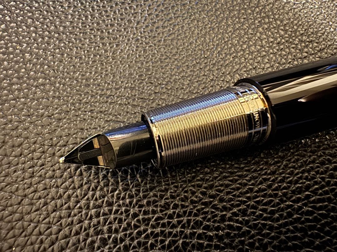 【そら豆】MONTBLANC M マーク・ニューソン 万年筆
