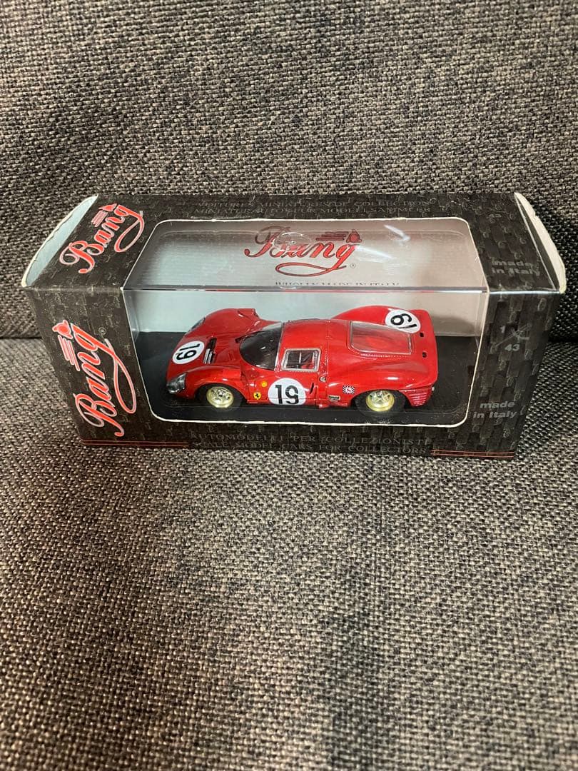 Ferrari 330 P4 ミニカー Bang 1/43 フェラーリ