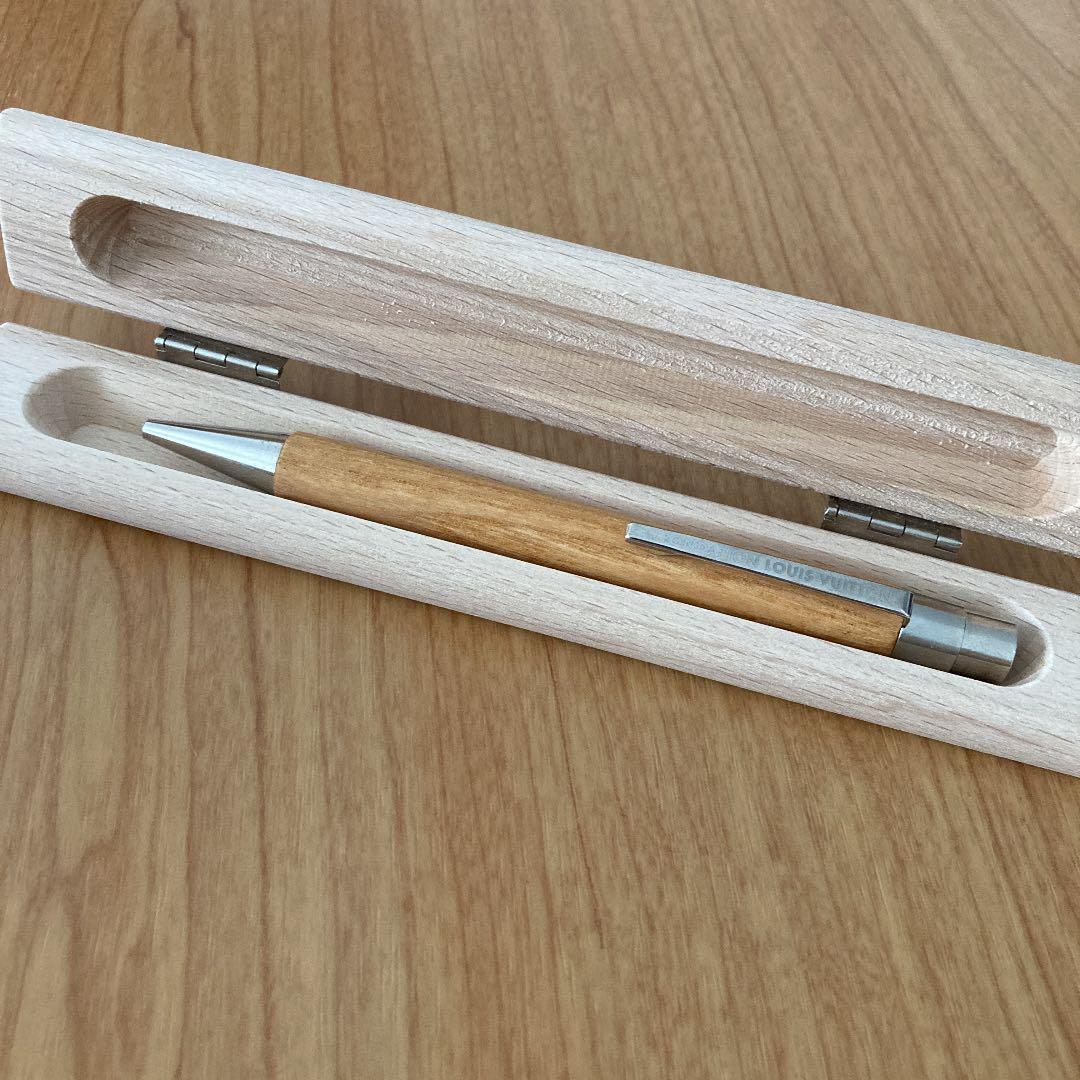 LOUIS VUITTON/ルイヴィトン美術館/ウッドボールペン/ペンケース付き