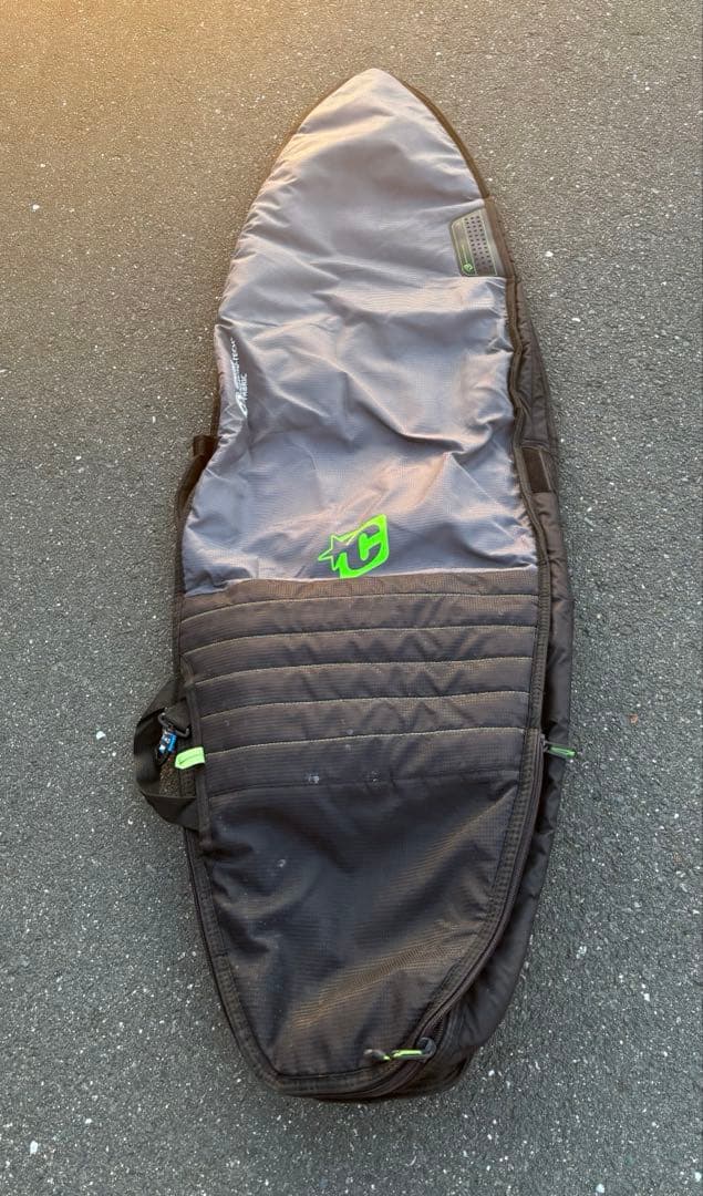 中古 CREATURES クリエイチャー サーフボードハードケース 6’0