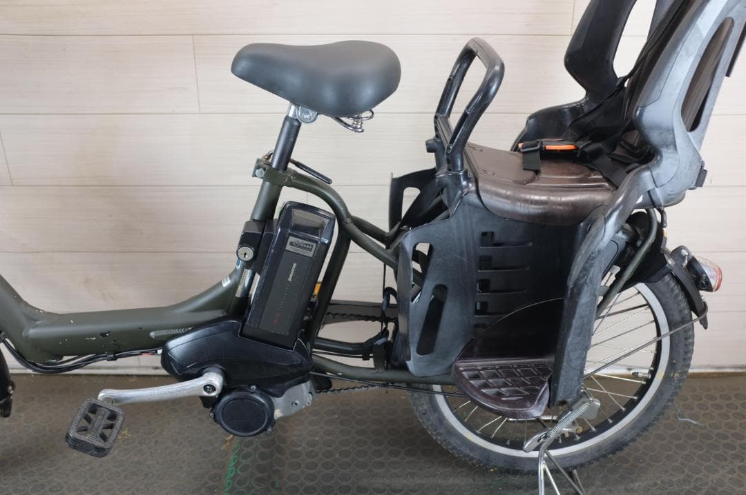 電動自転車 ヤマハPAS　KISS　20インチ　3段　12.8Ah充電器あり