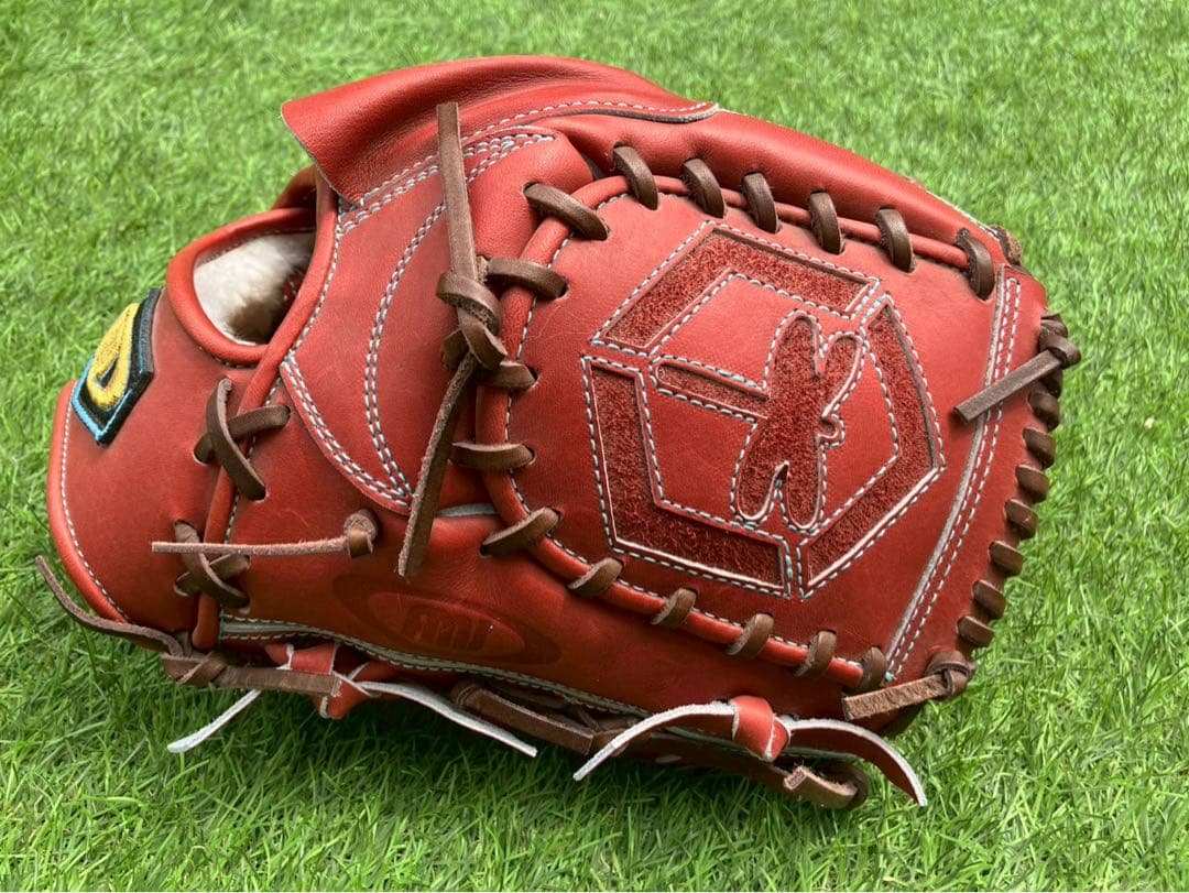 激レア　定価税込58300円！アクティブーム　硬式　投手用　グローブ　新品未使用