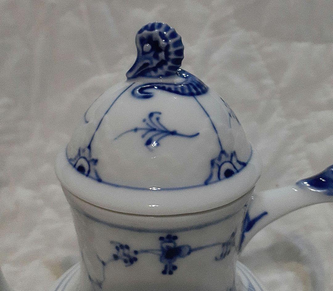 ビングオーグレンダール　コーヒーポット　ブルーフルーテッド