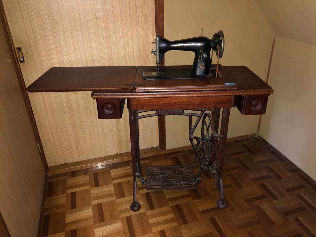 ブラザー　足踏みミシン　値下げしました‼️
