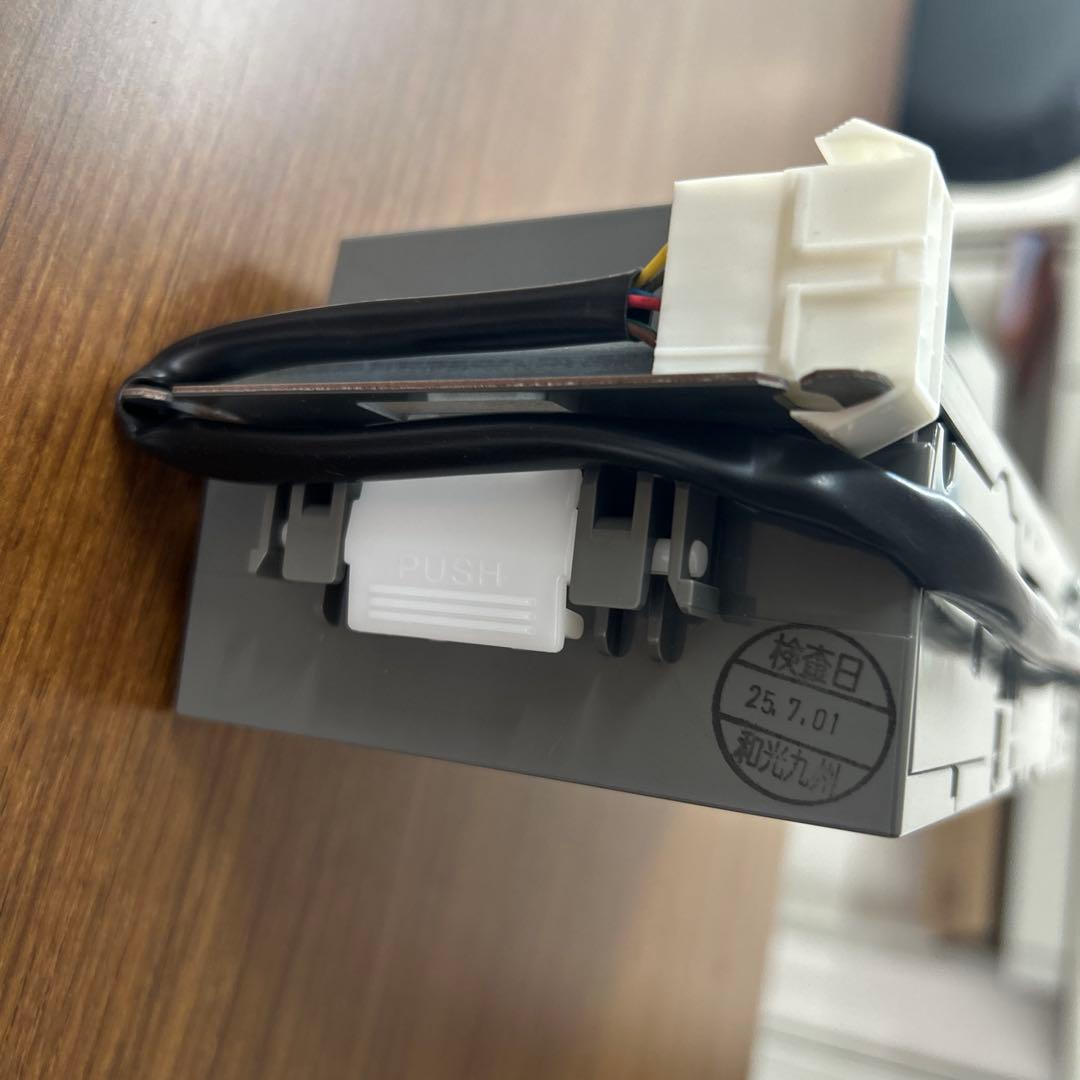 CONLUX社製ビルバリ　新札対応に改修済み